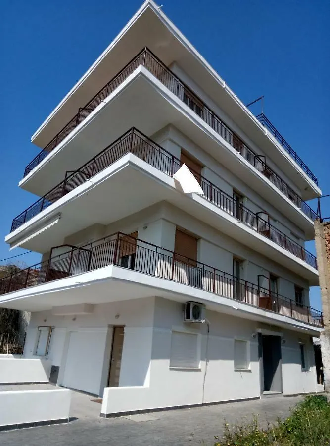 Pure Bliss: Luxury Beachfront Apartment with Panoramic Views Agia Triada