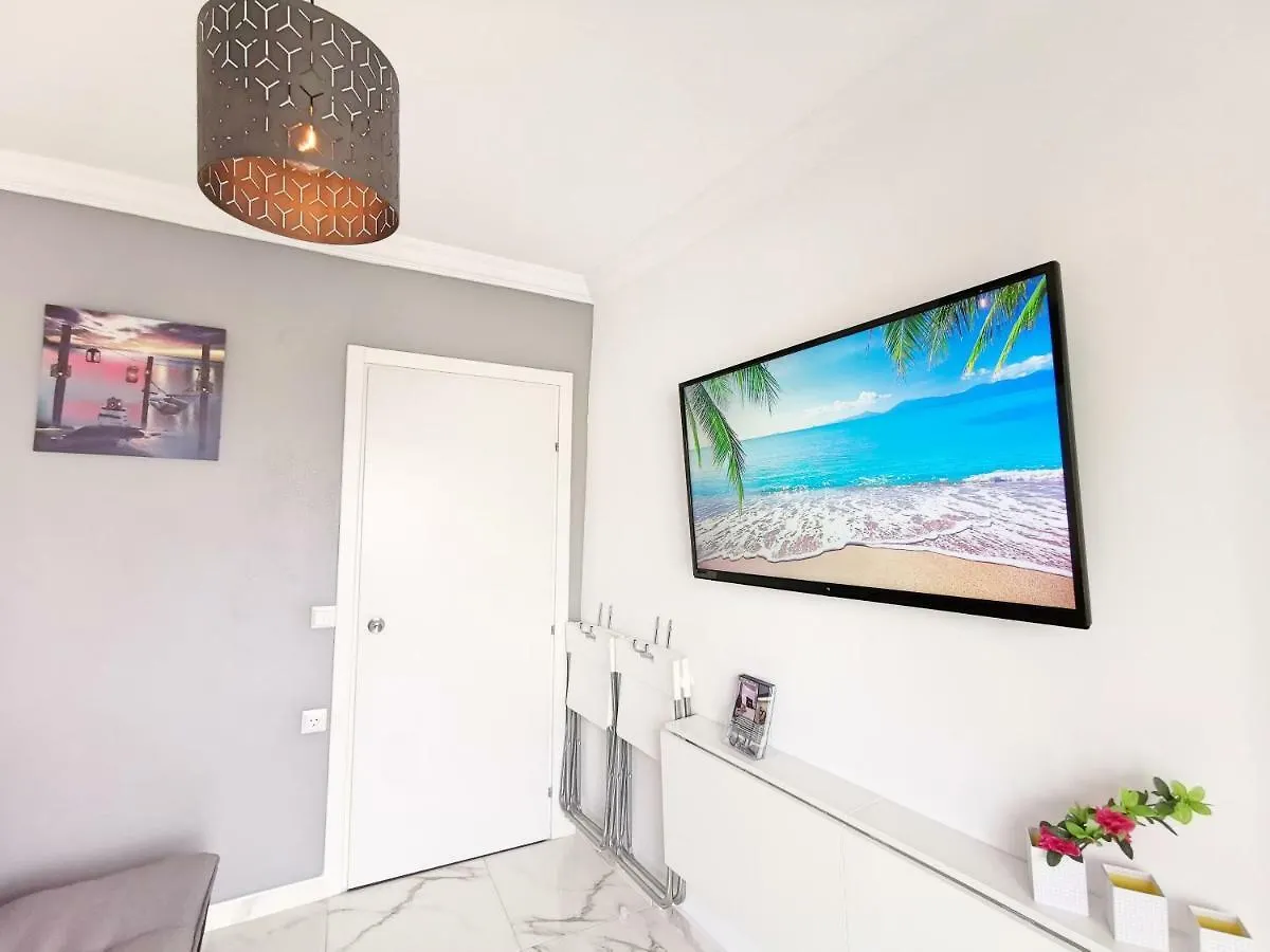 Pure Bliss: Luxury Beachfront Apartment with Panoramic Views Agia Triada  Agia Triada (Thessaloniki)