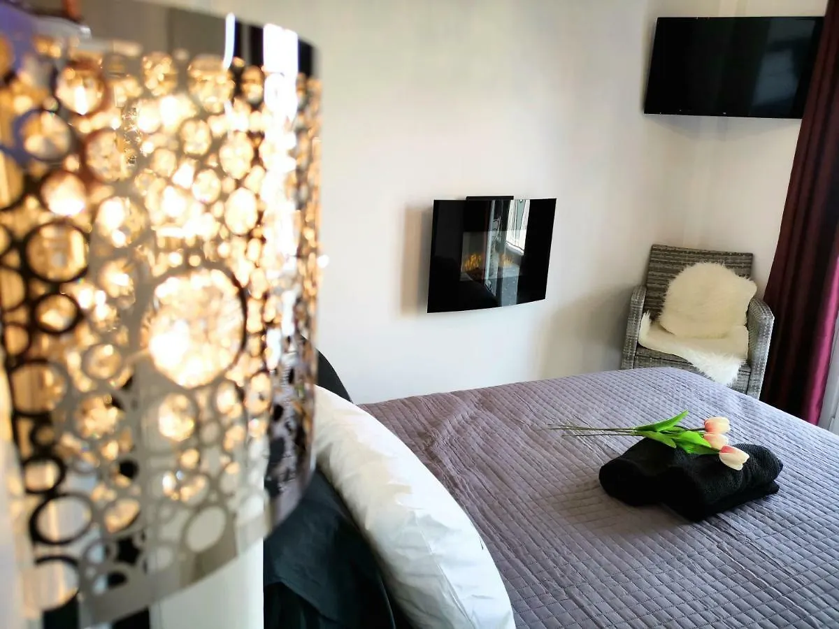 Pure Bliss: Luxury Beachfront Apartment with Panoramic Views Agia Triada  Greece